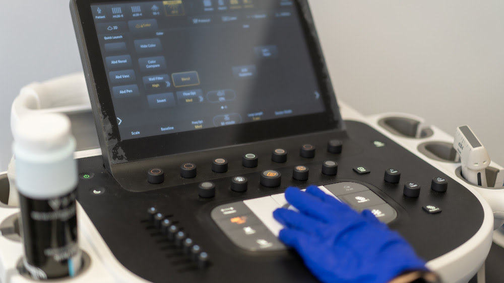 Servicii complete de ecografie la ClinicScope