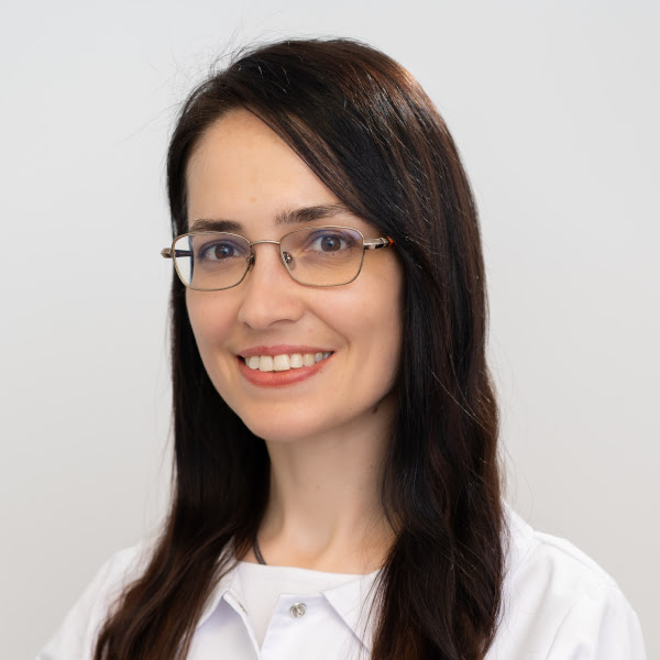 Dr. Niţă Elena-Cristina, Medic Specialist Reumatologie Dr. Niţă Elena-Cristina, Medic Specialist Reumatologie